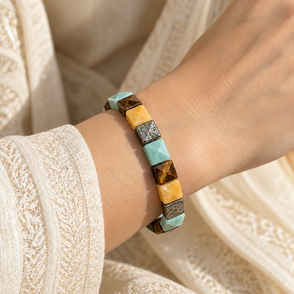 Dhanyog Pyramid Bracelet